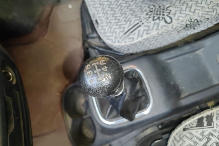 Used CHANGAN KAICHENG Ruixing M60 2020 1.6L Standard Version China VI 6-Seater CNG DAM16KRC Gear Lever