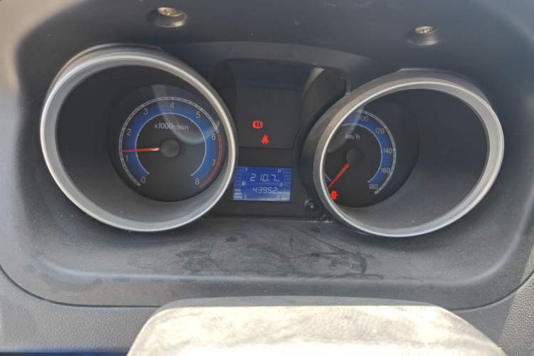 Used CHANGAN KAICHENG Ruixing M60 2020 1.5L Standard Version China VI 6-Seater DAM15KR Instrument Cluster