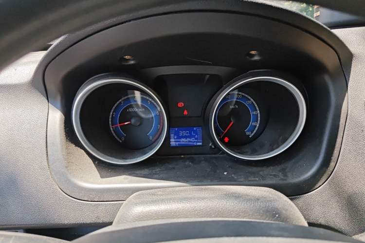 Used CHANGAN KAICHENG Ruixing M60 2020 1.5L Base Version China VI Standard 2-Seater Van with DAM15KR Engine Instrument Cluster
