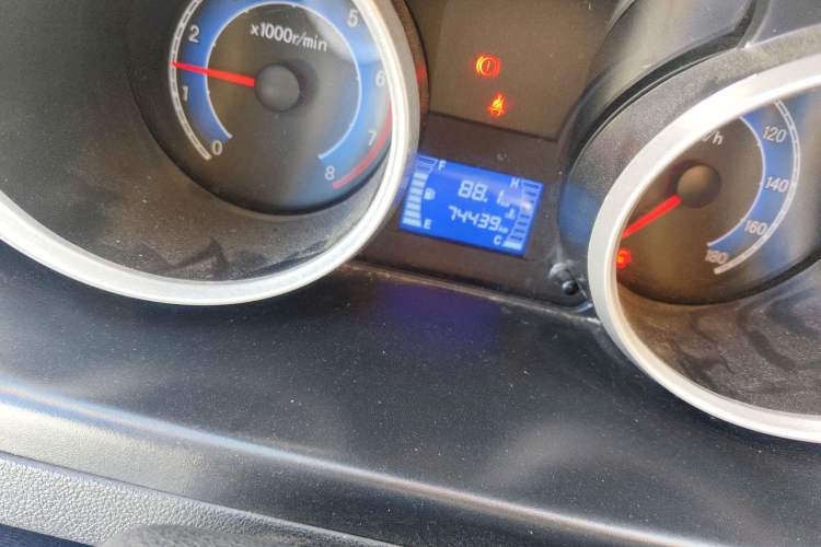 Used CHANGAN KAICHENG Ruixing M60 2020 1.5L Standard Version China VI Van with 5 Seats Equipped with DAM15KR Odometer Close Up