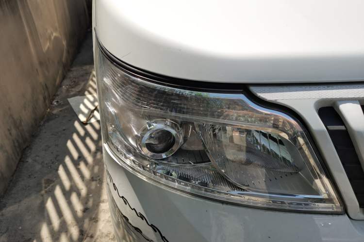 Used CHANGAN KAICHENG Ruixing M60 2020 1.5L Base Version China VI Standard 2-Seater Van with DAM15KR Engine Right Front Headlight