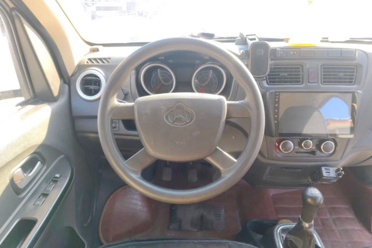 Used CHANGAN KAICHENG Ruixing M60 2020 1.5L Standard Version China VI Van with 5 Seats Equipped with DAM15KR Steering Wheel