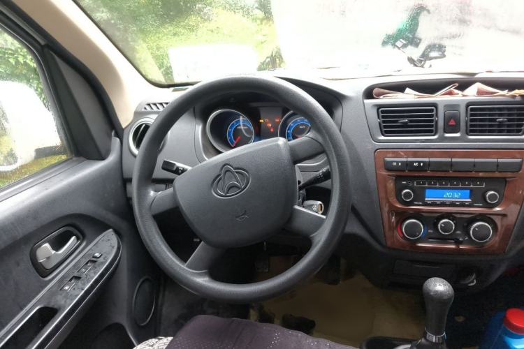 Used CHANGAN KAICHENG Ruixing M60 2020 1.5L Standard Version China VI 6-Seater DAM15KR Steering Wheel