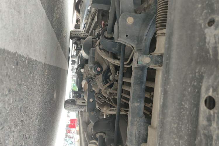 Used CHANGAN KAICHENG Ruixing M60 2023 1.6L CNG Comfort-Grade 6-Seater Passenger Vehicle Chassis Front