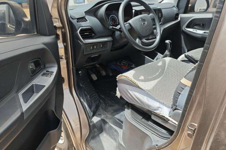 Used CHANGAN KAICHENG Ruixing M60 2023 1.6L CNG Comfort-Grade 6-Seater Passenger Vehicle Driver Seat