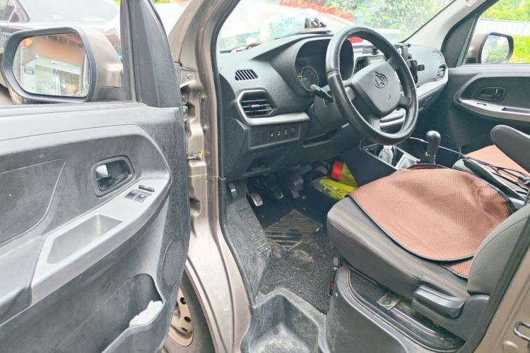 Used CHANGAN KAICHENG Ruixing M60 2023 1.5L GDI Elite-Class Passenger Vehicle 6/7 Seats Driver Seat
