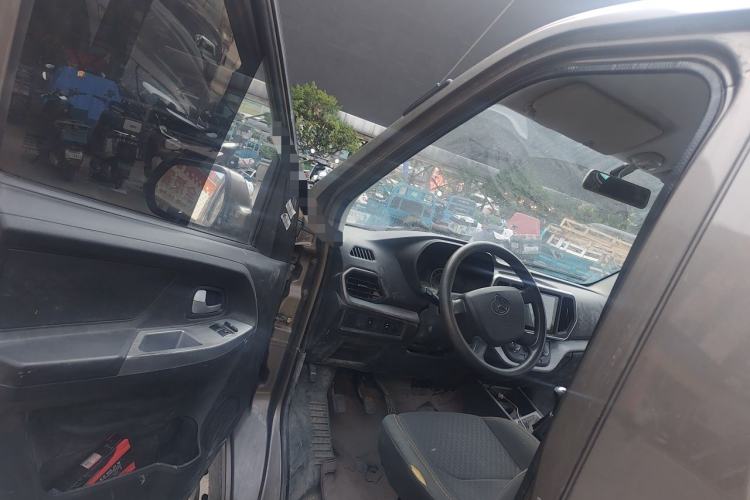 Used CHANGAN KAICHENG Ruixing M60 2023 1.5L GDI Comfort-Class Passenger Vehicle 6/7 Seats Driver Seat