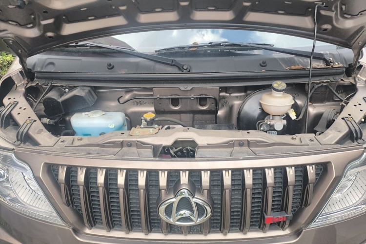 Used CHANGAN KAICHENG Ruixing M60 2023 1.5L GDI Comfort-Class Passenger Vehicle 6/7 Seats Engine Bay