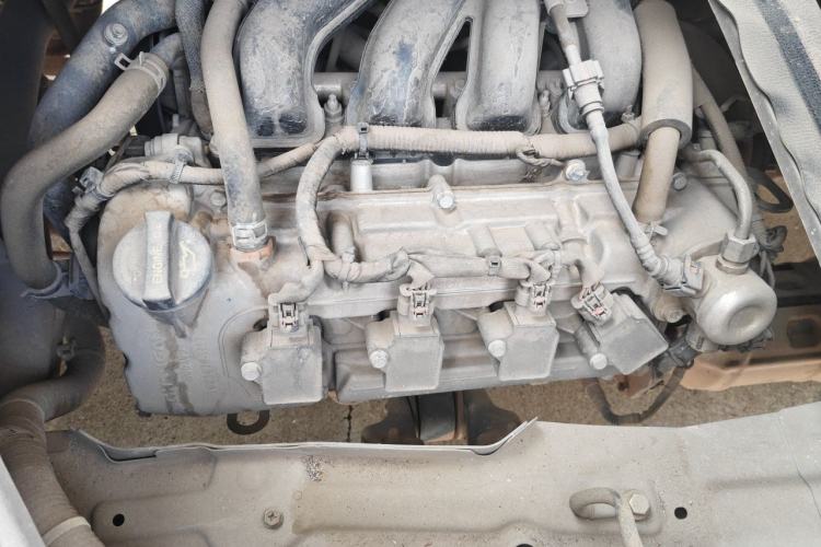 Used CHANGAN KAICHENG Ruixing M60 2023 1.5L GDI Comfort-Class Passenger Vehicle 6/7 Seats Engine Bay