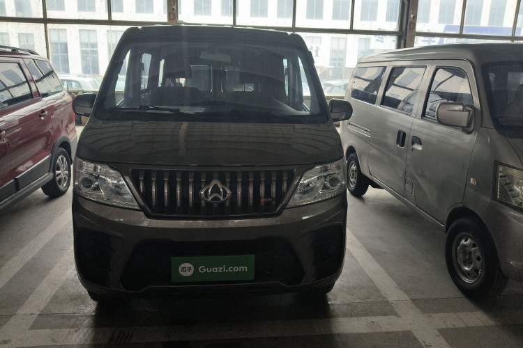 Used CHANGAN KAICHENG Ruixing M60 2023 1.5L GDI Comfort-Class Passenger Vehicle 6/7 Seats Exterior 1