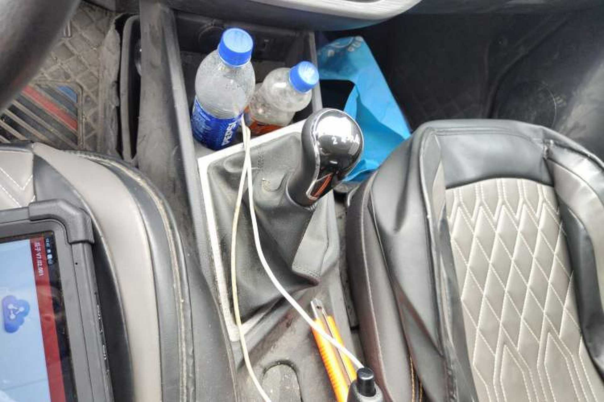 Used CHANGAN KAICHENG Ruixing M60 2023 1.6L CNG Comfort-Grade 6-Seater Passenger Vehicle Gear Lever