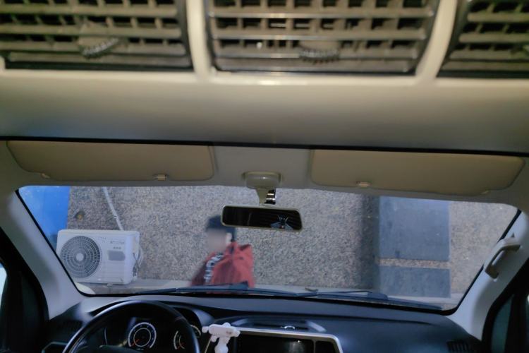 Used CHANGAN KAICHENG Ruixing M60 2023 1.6L CNG Comfort-Grade 6-Seater Passenger Vehicle Headliner
