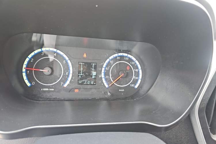 Used CHANGAN KAICHENG Ruixing M60 2023 1.5L GDI Comfort-Class Passenger Vehicle 6/7 Seats Instrument Cluster
