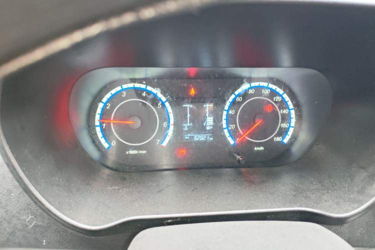 Used CHANGAN KAICHENG Ruixing M60 2023 1.5L GDI Elite-Class Passenger Vehicle 6/7 Seats Instrument Cluster