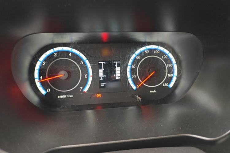 Used CHANGAN KAICHENG Ruixing M60 2023 1.5L GDI Comfort-Class Passenger Vehicle 6/7 Seats Instrument Cluster