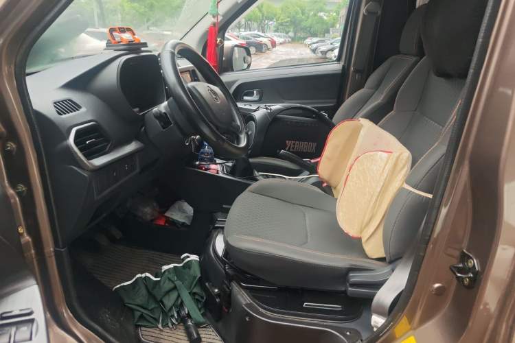 Used CHANGAN KAICHENG Ruixing M60 2023 1.5L GDI Comfort-Class Passenger Vehicle 6/7 Seats Left Front Seat