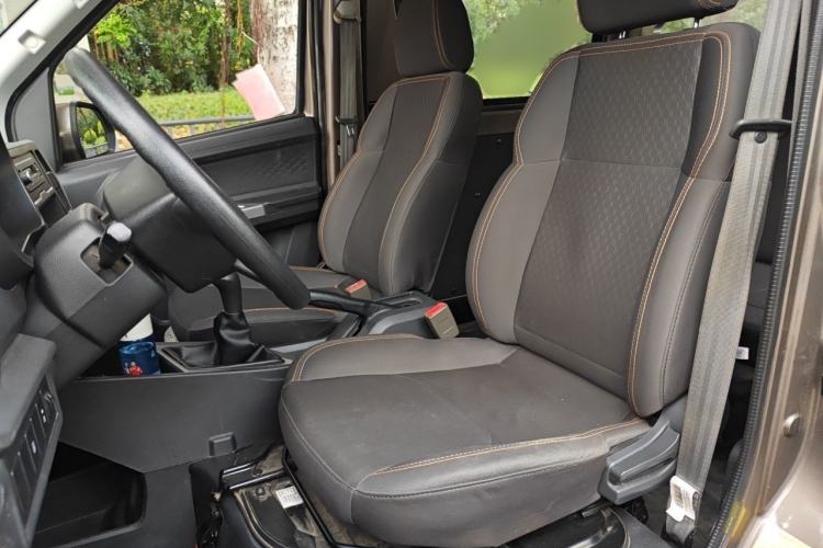 Used CHANGAN KAICHENG Ruixing M60 2023 1.5L GDI Comfort-Class Passenger Vehicle 6/7 Seats Left Front Seat