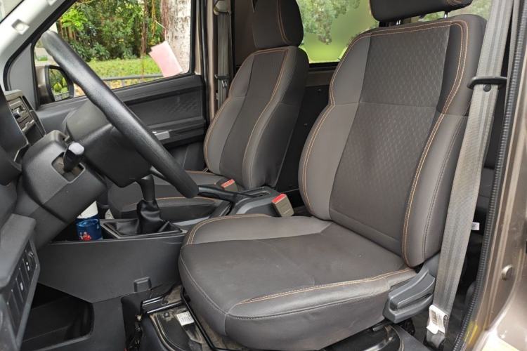 Used CHANGAN KAICHENG Ruixing M60 2023 1.5L GDI Comfort-Class Passenger Vehicle 6/7 Seats Left Front Seat
