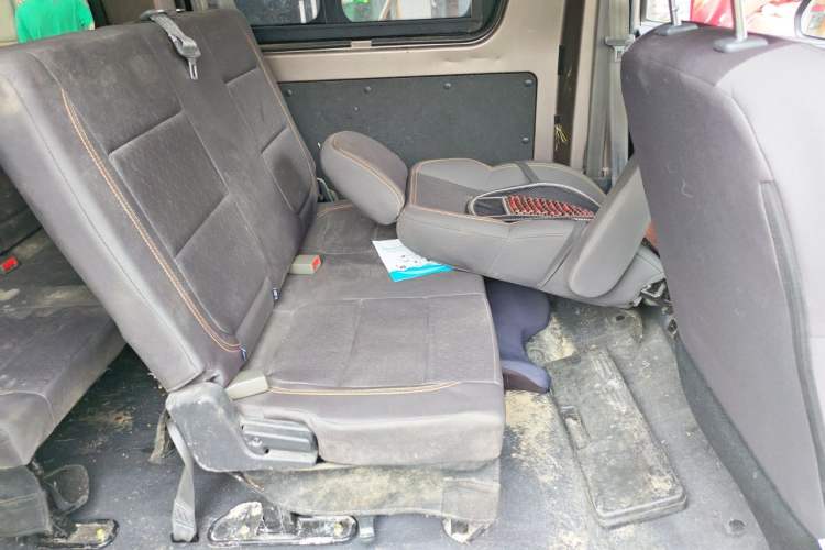 Used CHANGAN KAICHENG Ruixing M60 2023 1.5L GDI Elite-Class Passenger Vehicle 6/7 Seats Left Rear Seat