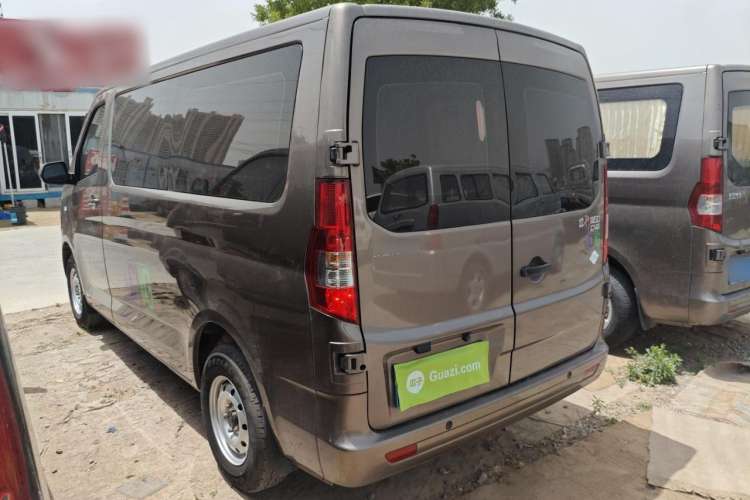 Used CHANGAN KAICHENG Ruixing M60 2023 1.6L CNG Comfort-Grade 6-Seater Passenger Vehicle Left Side