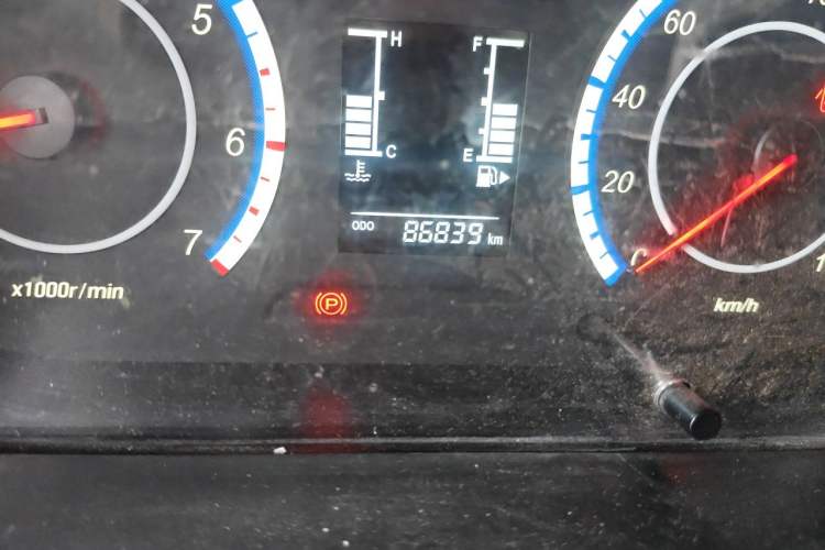 Used CHANGAN KAICHENG Ruixing M60 2023 1.5L GDI Comfort-Class Passenger Vehicle 6/7 Seats Odometer Close Up