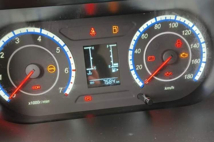 Used CHANGAN KAICHENG Ruixing M60 2023 1.5L GDI Comfort-Class Passenger Vehicle 6/7 Seats Odometer Close Up
