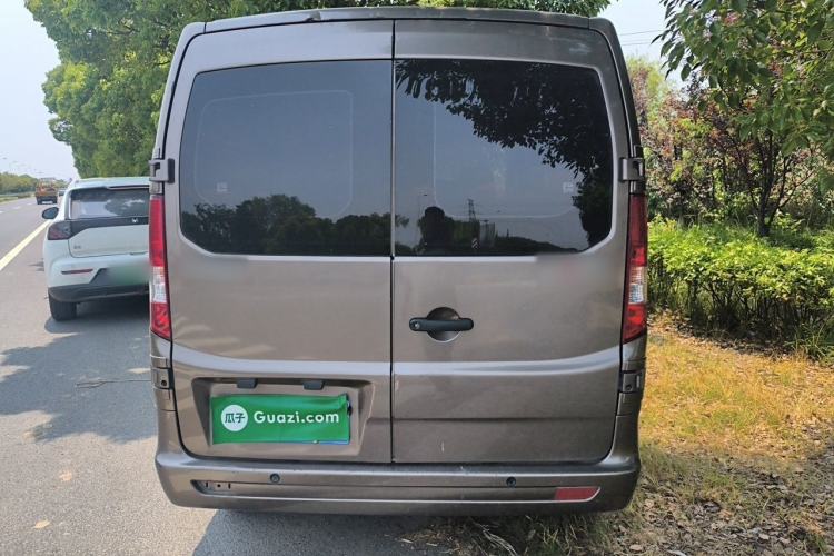Used CHANGAN KAICHENG Ruixing M60 2023 1.5L GDI Comfort-Class Passenger Vehicle 6/7 Seats Rear
