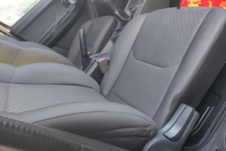Used CHANGAN KAICHENG Ruixing M60 2023 1.5L GDI Comfort-Class Passenger Vehicle 6/7 Seats Right Front Seat
