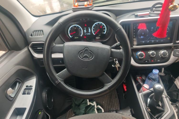 Used CHANGAN KAICHENG Ruixing M60 2023 1.5L GDI Comfort-Class Passenger Vehicle 6/7 Seats Steering Wheel