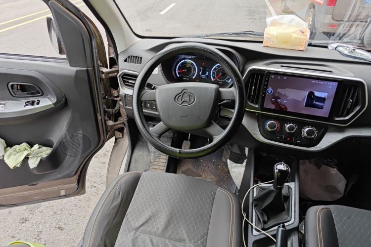 Used CHANGAN KAICHENG Ruixing M60 2023 1.6L CNG Comfort-Grade 6-Seater Passenger Vehicle Steering Wheel