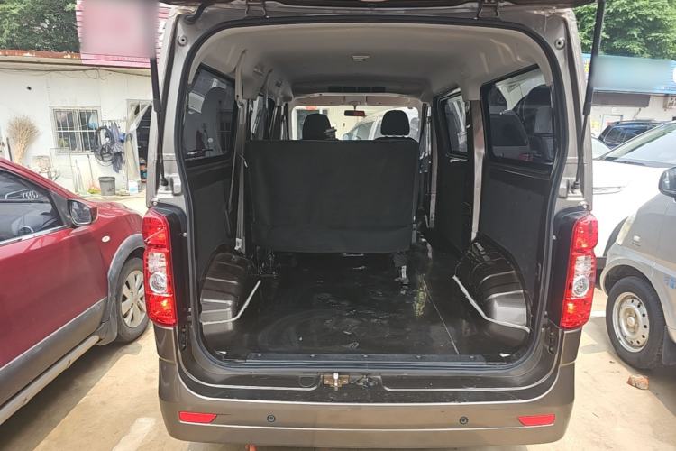 Used CHANGAN KAICHENG Ruixing M60 2023 1.5L GDI Comfort-Class Passenger Vehicle 6/7 Seats Trunk