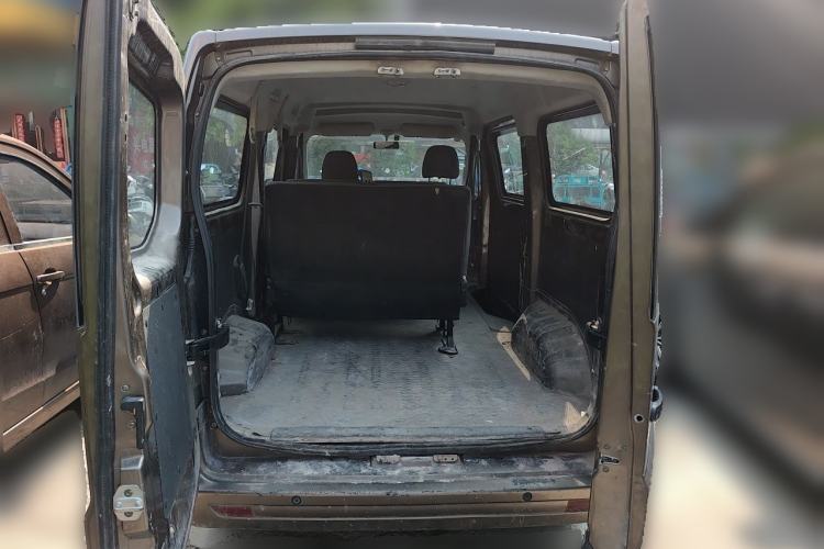 Used CHANGAN KAICHENG Ruixing M60 2023 1.5L GDI Comfort-Class Passenger Vehicle 6/7 Seats Trunk