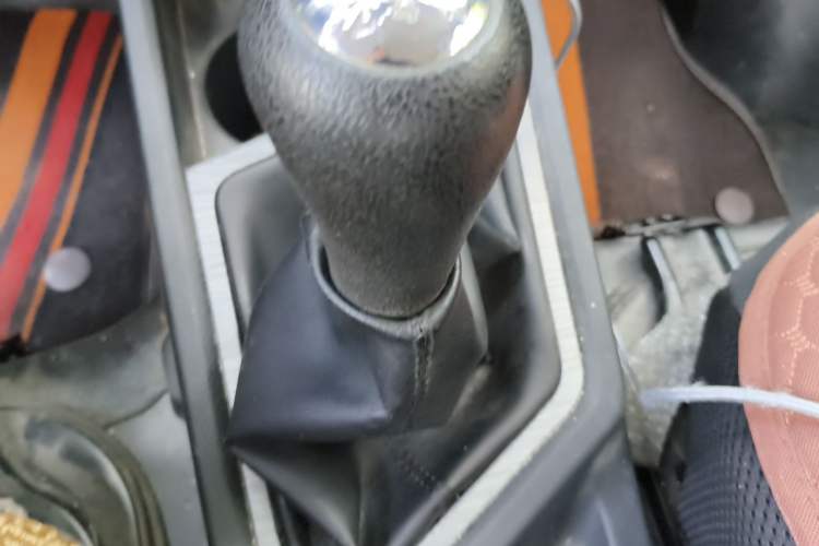 Used CHANGAN KAICHENG Ruixing M60 2023 1.5L GDI Base Version (Rear-Opening Door Edition) Gear Lever