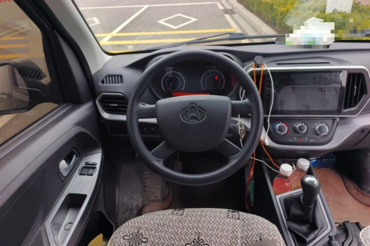 Used CHANGAN KAICHENG Ruixing M60 2023 1.5L GDI Comfort-Class Passenger Vehicle 6/7 Seats Steering Wheel