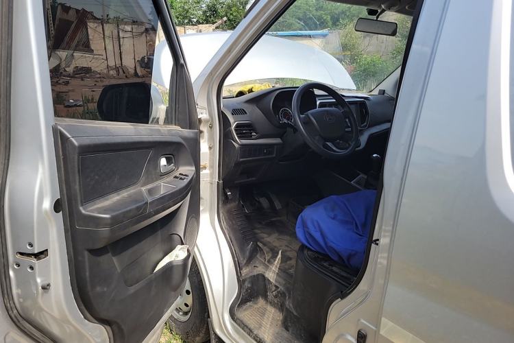Used CHANGAN KAICHENG Ruixing M60 2023 1.5L GDI Base Model 2-Seat Van Driver Seat