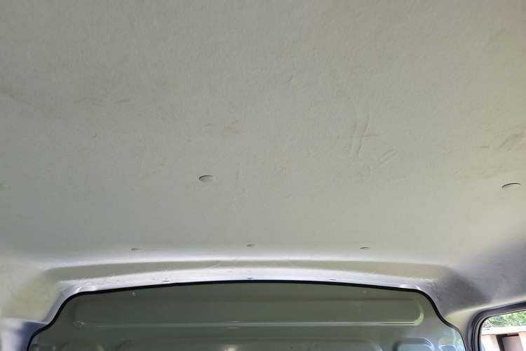 Used CHANGAN KAICHENG Ruixing M60 2023 1.5L GDI Base Model 2-Seat Van Headliner