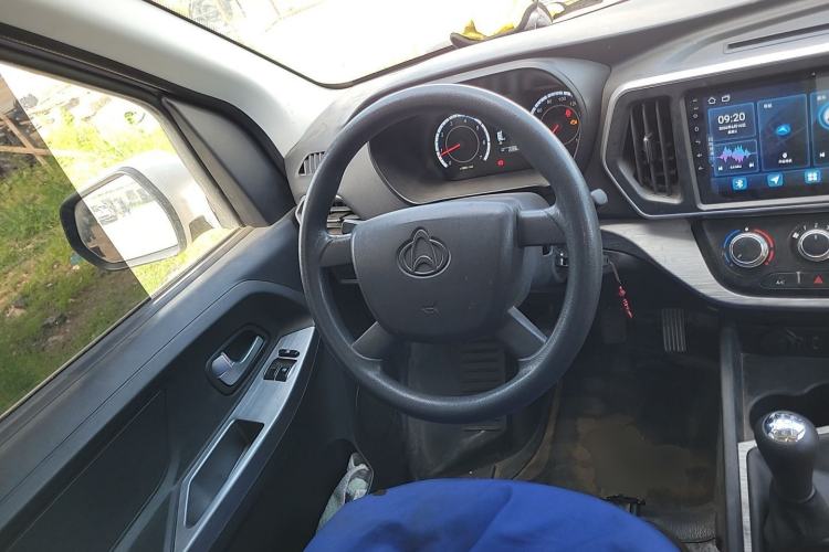 Used CHANGAN KAICHENG Ruixing M60 2023 1.5L GDI Base Model 2-Seat Van Steering Wheel