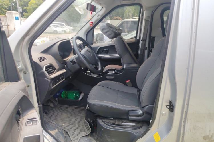 Used CHANGAN KAICHENG Ruixing M60 2023 1.5L GDI Comfort-Class Passenger Vehicle 6/7 Seats Left Front Seat