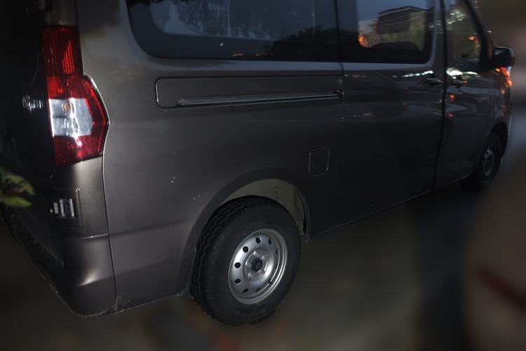 Used CHANGAN KAICHENG Ruixing M60 2023 1.5L GDI Comfort-Class Passenger Vehicle 6/7 Seats Rear Right 45 Deg