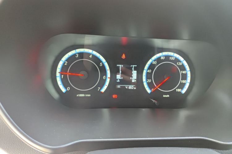 Used CHANGAN KAICHENG Ruixing M60 2023 1.5L GDI Comfort-Class Passenger Vehicle 6/7 Seats Instrument Cluster
