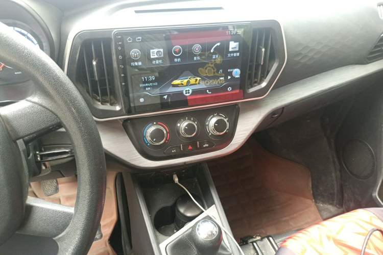 Used CHANGAN KAICHENG Ruixing M60 2023 1.5L GDI Basic Model Passenger Vehicle 6/7 Seats Audio And AC Panel