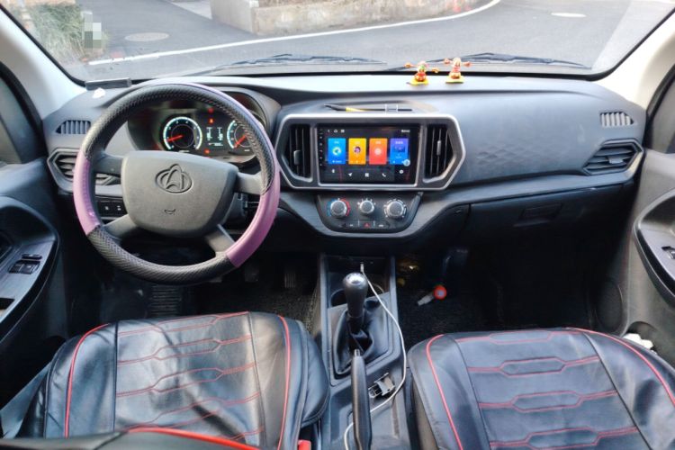 Used CHANGAN KAICHENG Ruixing M60 2023 1.5L GDI Elite-Class Passenger Vehicle 6/7 Seats Center Console