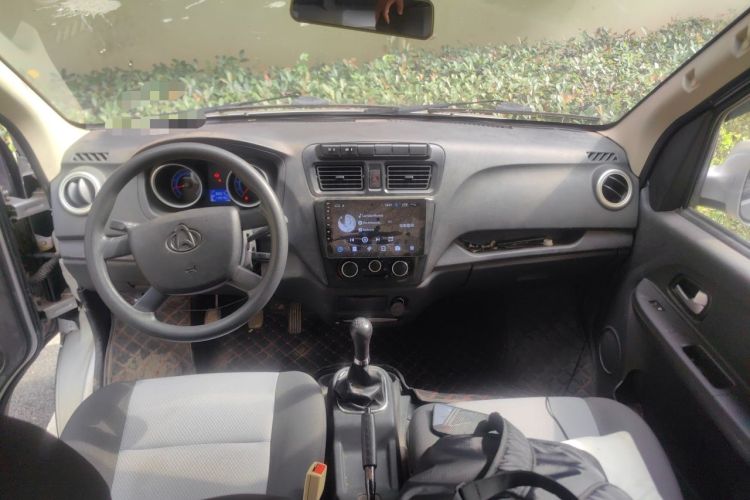 Used CHANGAN KAICHENG Ruixing M60 2023 1.5L GDI Basic Model Passenger Vehicle 6/7 Seats Center Console