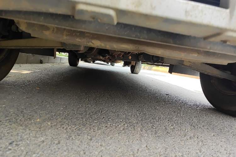 Used CHANGAN KAICHENG Ruixing M60 2023 1.6L CNG Comfort-Grade 6-Seater Passenger Vehicle Chassis Front