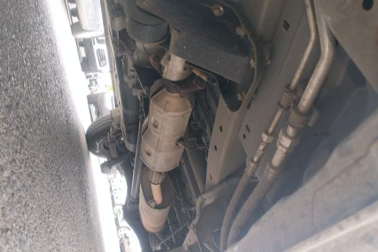 Used CHANGAN KAICHENG Ruixing M60 2023 1.5L GDI Comfort-Class Passenger Vehicle 6/7 Seats Chassis Front Left
