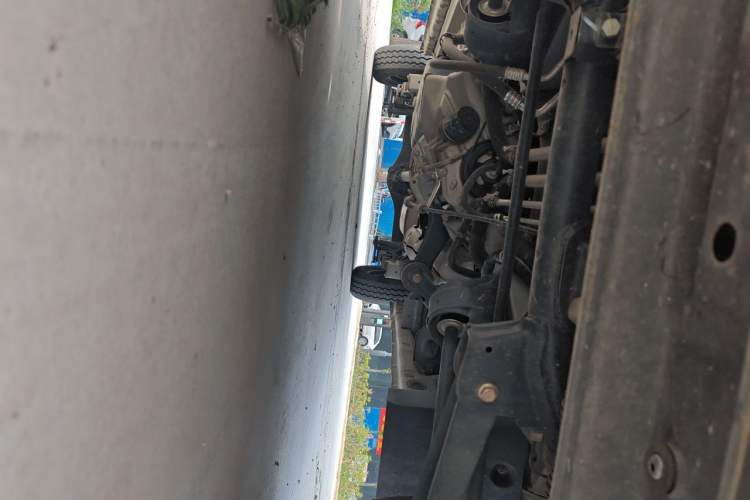 Used CHANGAN KAICHENG Ruixing M60 2023 1.5L GDI Comfort-Class Passenger Vehicle 6/7 Seats Chassis Front