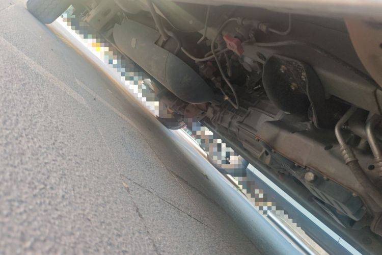 Used CHANGAN KAICHENG Ruixing M60 2023 1.6L CNG Comfort-Grade 6-Seater Passenger Vehicle Chassis Front Right