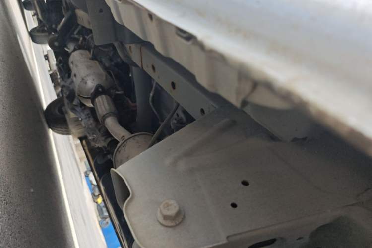 Used CHANGAN KAICHENG Ruixing M60 2023 1.5L GDI Comfort Van 2-Seater Chassis Rear Left