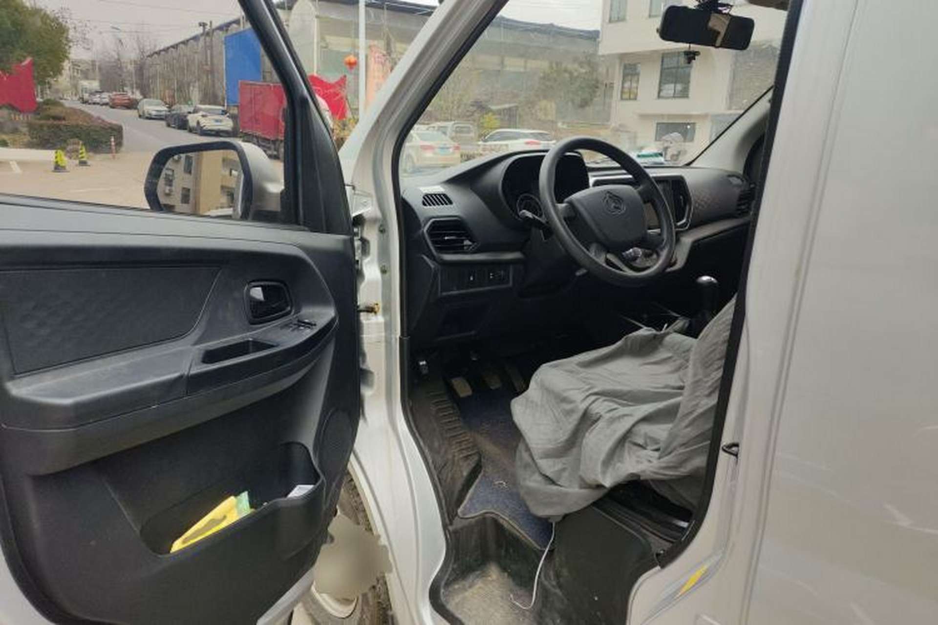 Used CHANGAN KAICHENG Ruixing M60 2023 1.5L GDI Comfort-Class Passenger Vehicle 6/7 Seats Driver Seat