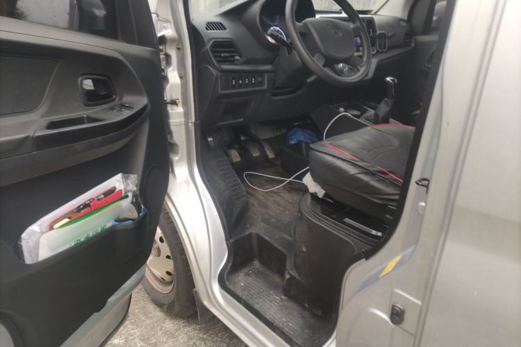 Used CHANGAN KAICHENG Ruixing M60 2023 1.6L CNG Comfort-Grade 6-Seater Passenger Vehicle Driver Seat